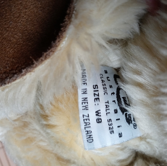 UGG Australia Sundance II 5325 Chestnut Sheepskin Winter Boots Womens Sz 8M. A1p - Picture 4 of 10